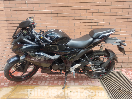 Suzuki Gixxer Sf fi Abs